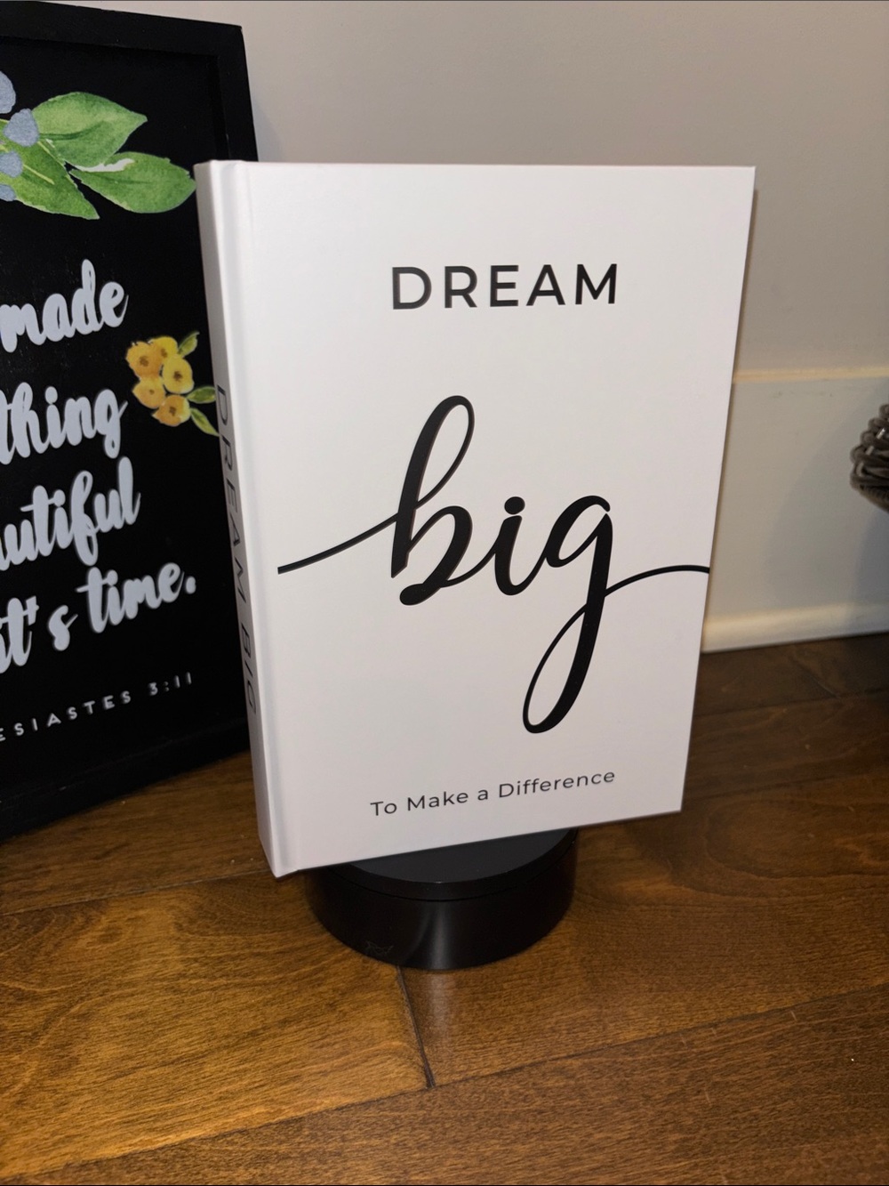 Dream Big White Inspirational Decorative Journal Sketch Drawing book NIB